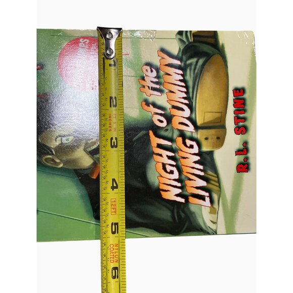 Goosebumps "Night Of The Living Dummy" By R.L. Stine 2015 Paperback Book - Picture 12 of 13